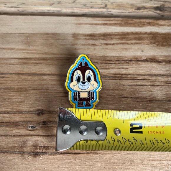 Vintage Disney Parks Chip-N-Dales Robot Collectors Pin from Hong Kong Di… - Picture 4 of 4